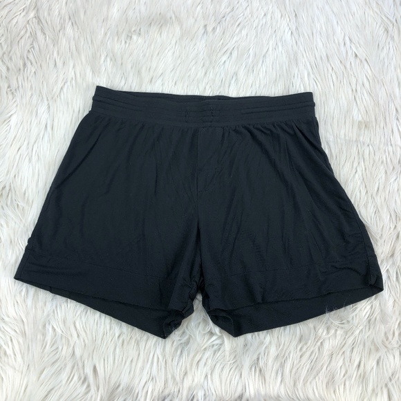 gap body shorts